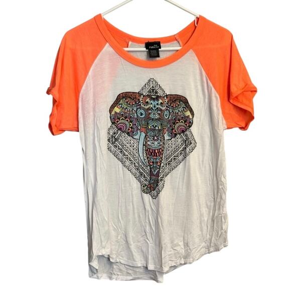 Vintage Rue21 XL Mandala Elephant Tee - Picture 1 of 10